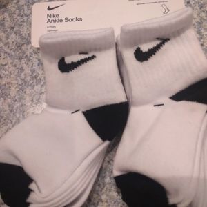 Nike boy socks 2-4 years